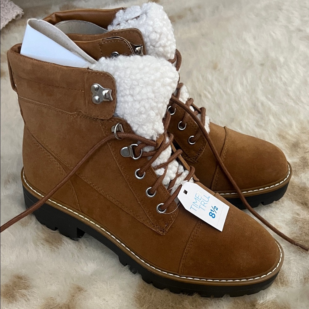NWT Time and Tru Women's Brown Winter Boots